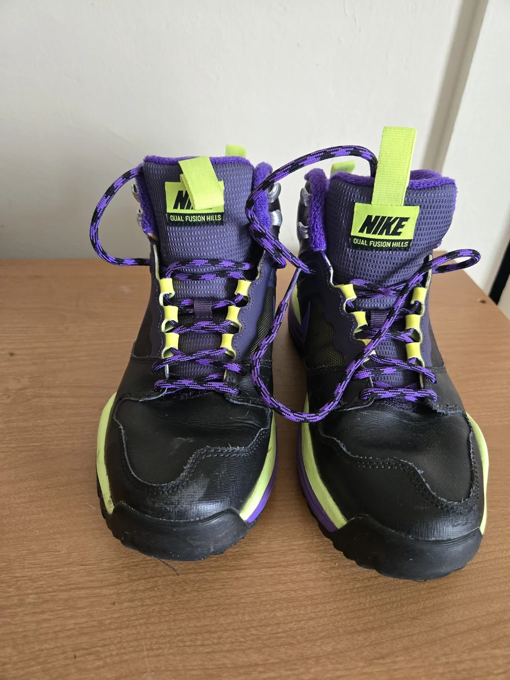 Nike kids trail